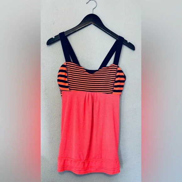 Set of Lululemon Back on Track Tank + Vinyasa Scarf Size 10 - Picture 5 of 10